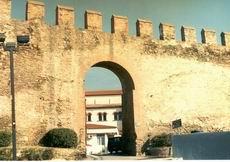 Walls-Gate